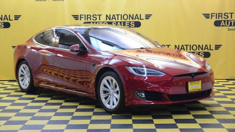 TESLA MODEL S 2018 5YJSA1E23JF295197 image